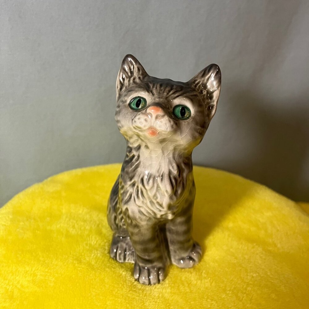 Ceramic Gray Tabby Cat/Kitten Figurine by Goebel #31006 Made in‎ West Germany